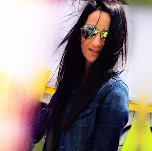 Meet your Posher, Alma